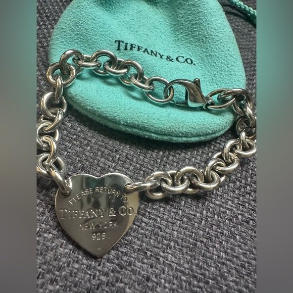 Tiffany & Co. Jewelry - Tiffany & Co. vintage please return to Tiffany bracelet
